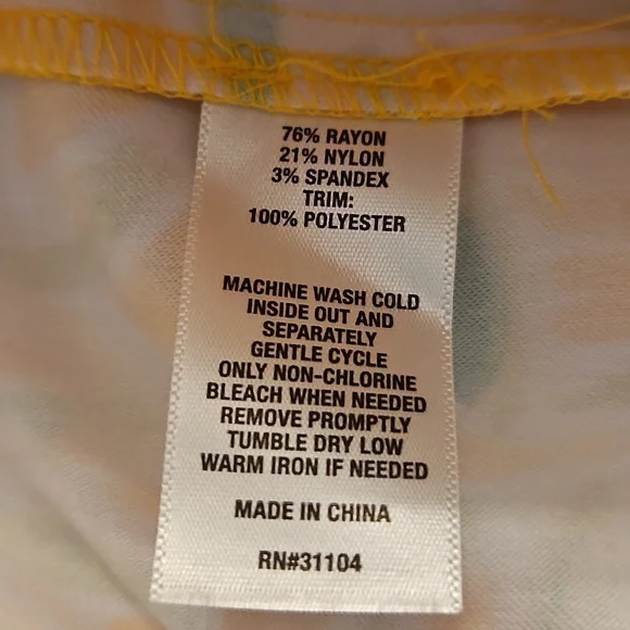 Nwot Crown & Icy Floral Yellow and Pink Women's Skort - Picture 8 of 10